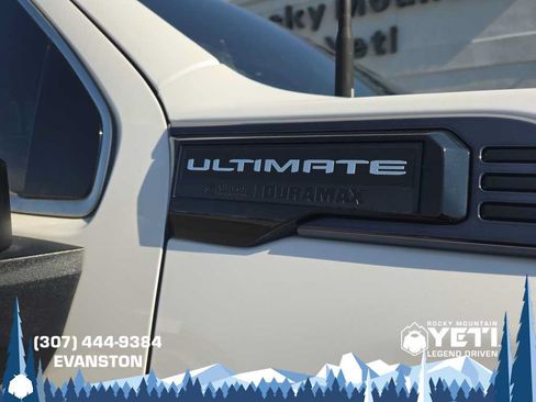 Used 2024 GMC Sierra 3500 Denali Ultimate AWD/4WD image 11