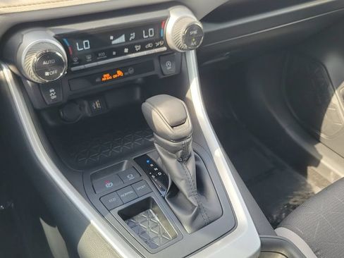 Certified 2025 Toyota RAV4 XLE w/ Convenience Package FWD image 18