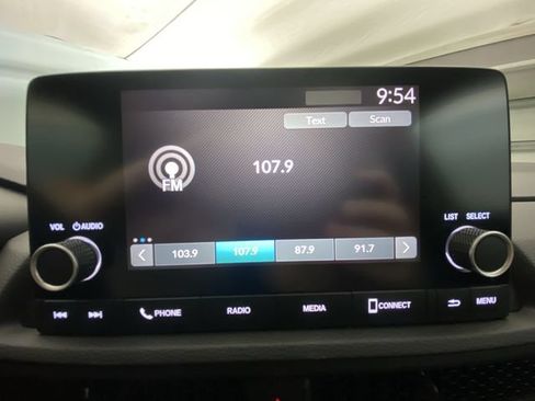 Used 2025 Honda CR-V EX image 16