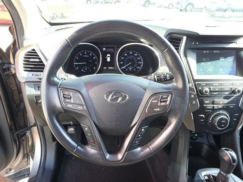 Used 2017 Hyundai Santa Fe Sport FWD image 15