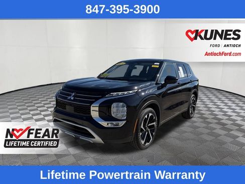 Used 2024 Mitsubishi Outlander SE image 7