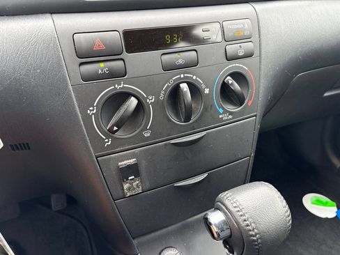 Used 2006 Toyota Corolla S FWD image 21