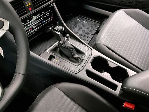New 2026 Volkswagen Jetta S image 10