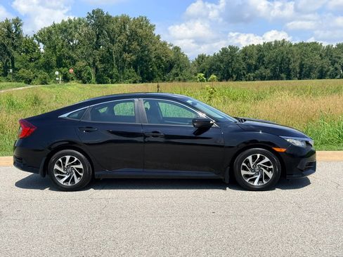 Used 2016 Honda Civic EX image 37