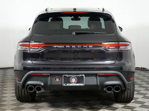 New 2026 Porsche Macan image 6