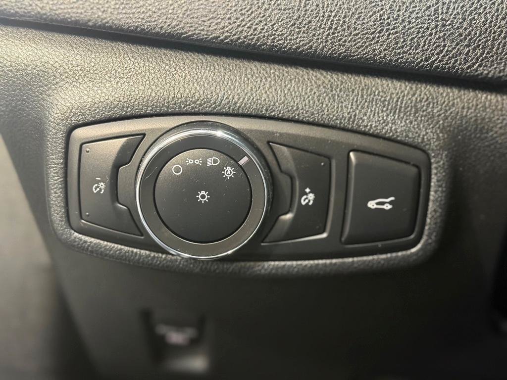 Used 2017 Lincoln MKC Premiere FWD image 33