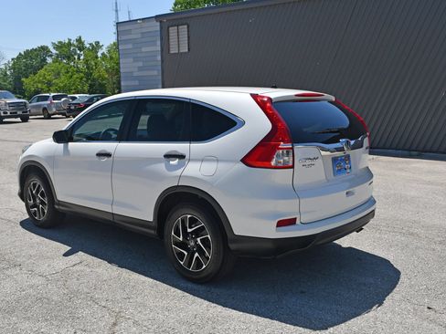 Used 2016 Honda CR-V SE image 8