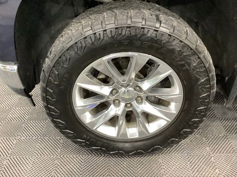 Used 2019 Chevrolet Silverado 1500 LTZ w/ LTZ Texas Edition image 2