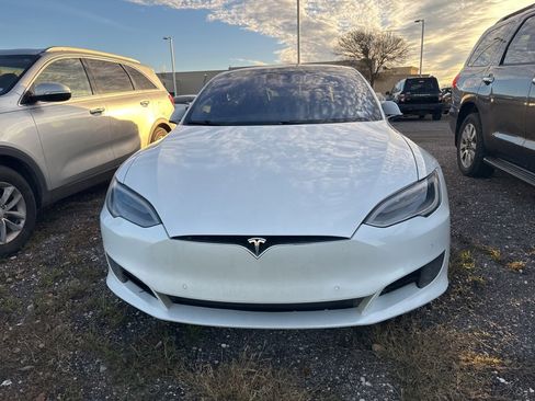 Used 2016 Tesla Model S 90D image 2