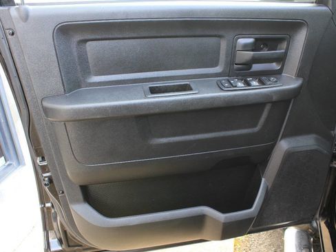 Used 2014 RAM 1500 Express image 12