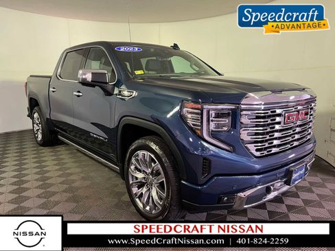 Used 2023 GMC Sierra 1500 Denali w/ Denali Reserve Package AWD/4WD image 1
