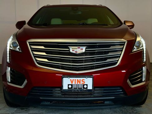 Used 2017 Cadillac XT5 Luxury w/ Driver Awareness Package image 23