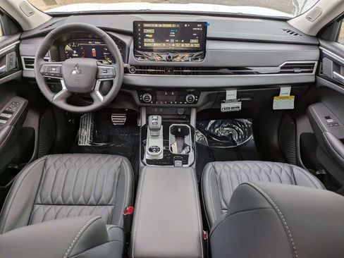 New 2026 Mitsubishi Outlander SEL AWD/4WD image 16
