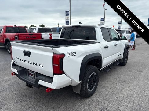 Used 2024 Toyota Tacoma TRD Off-Road w/ TRD Off Road Premium Package AWD/4WD image 2