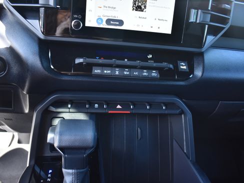 Used 2025 Toyota Tundra SR image 20