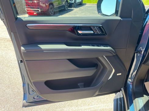 New 2026 Chevrolet Tahoe Premier AWD/4WD image 9