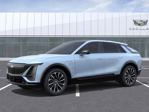 New 2026 Cadillac Lyriq Sport image 2
