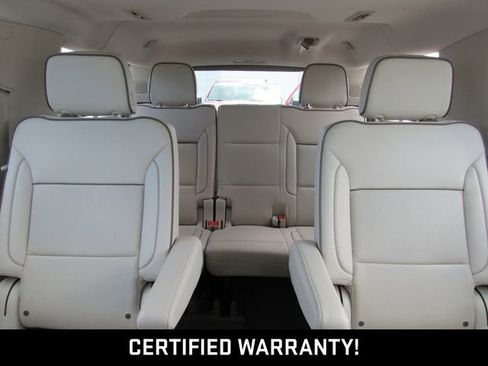 Certified 2022 GMC Yukon XL Denali w/ Denali Ultimate Package AWD/4WD image 32