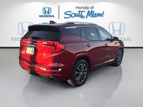 Used 2020 GMC Terrain Denali w/ Denali Premium Package image 7