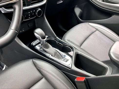 Used 2024 Buick Encore GX Sport Touring FWD image 15