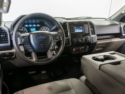 Used 2015 Ford F150 XLT AWD/4WD image 7