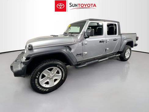 Used 2020 Jeep Gladiator Sport w/ Quick Order Package 24S image 9