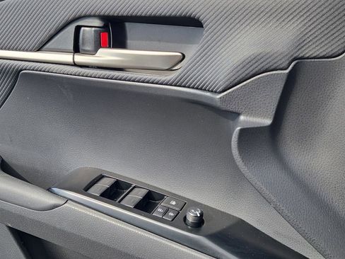 Used 2025 Toyota Camry SE w/ Multimedia Upgrade Package FWD image 18