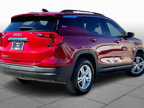 Used 2020 GMC Terrain SLE w/ Driver Convenience Package image 12