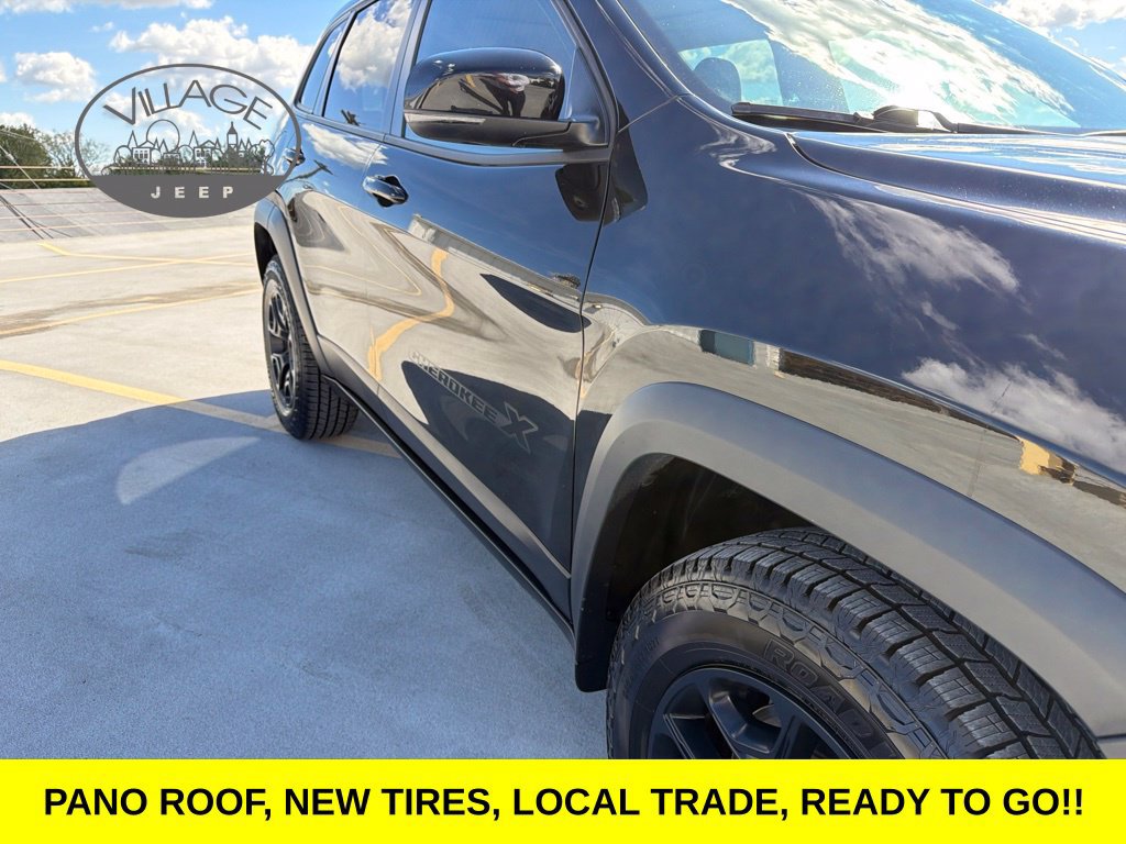 Used 2022 Jeep Cherokee Latitude w/ Sun & Sound Group AWD/4WD image 15