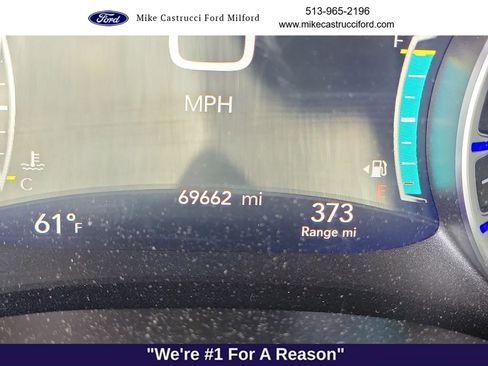 Used 2023 Chrysler Pacifica Touring-L FWD image 16