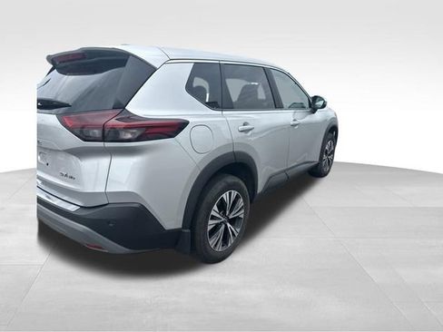 Used 2023 Nissan Rogue SV AWD/4WD image 6