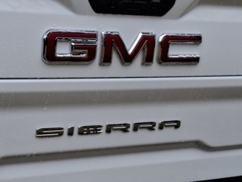 New 2025 GMC Sierra 2500 SLE w/ SLE Convenience Package image 21
