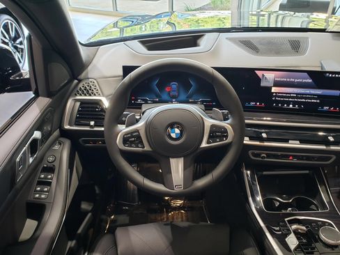 New 2027 BMW X7 xDrive40i w/ M Sport Package AWD/4WD image 15