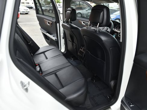 Used 2013 Mercedes-Benz GLK 350 2WD image 13