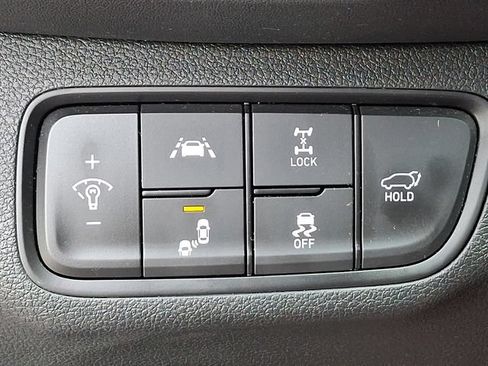 Used 2019 Hyundai Santa Fe AWD image 28
