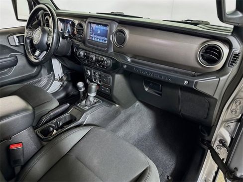 Used 2020 Jeep Wrangler Unlimited Sport S image 25