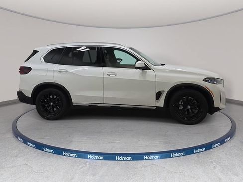 Used 2024 BMW X5 xDrive40i w/ Premium Package AWD/4WD image 5