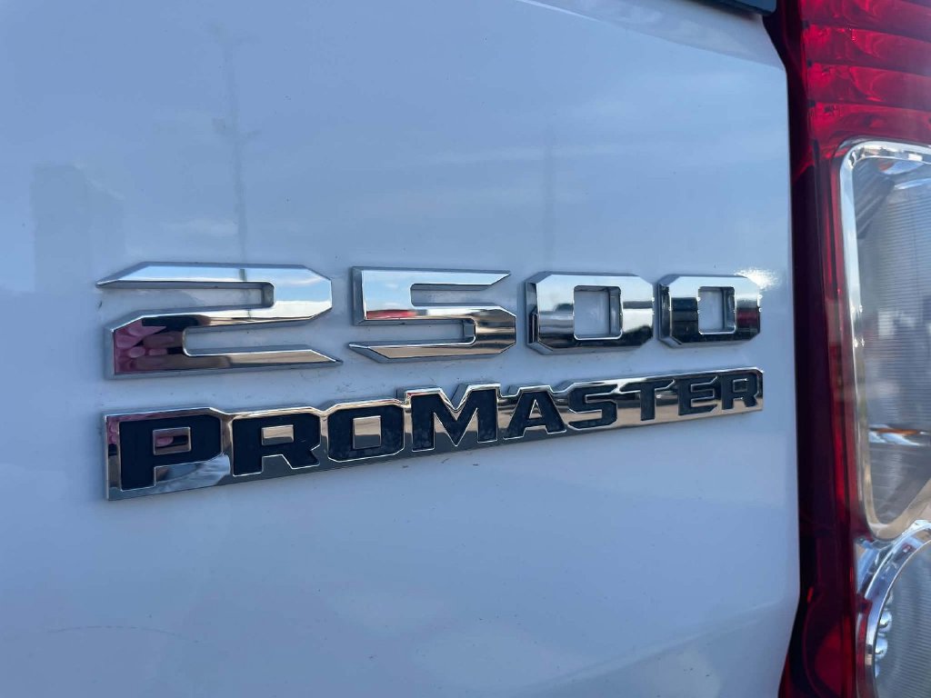 Used 2025 RAM ProMaster 2500 w/ U-Haul Equipment Group FWD image 9