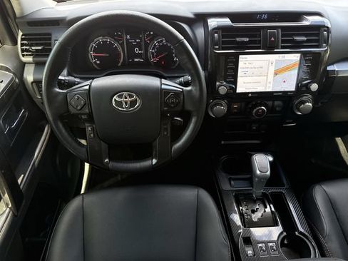 Used 2024 Toyota 4Runner TRD Off-Road Premium AWD/4WD image 11