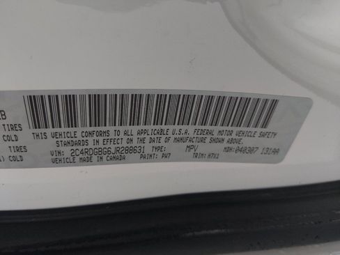 Used 2018 Dodge Grand Caravan SE w/ UConnect Hands-Free Group FWD image 33