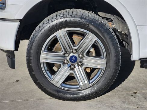 Used 2019 Ford F150 XLT w/ Equipment Group 302A Luxury image 12