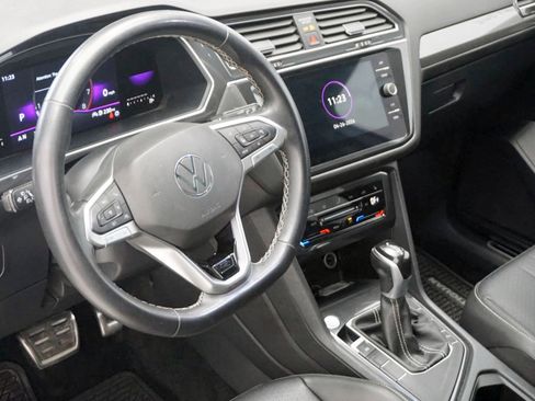 Used 2023 Volkswagen Tiguan SE R-Line FWD image 13