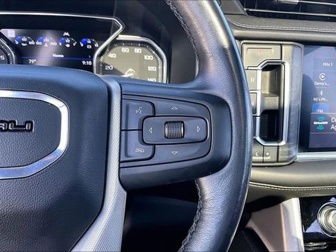Used 2021 GMC Yukon XL Denali w/ Denali Ultimate Package RWD image 12