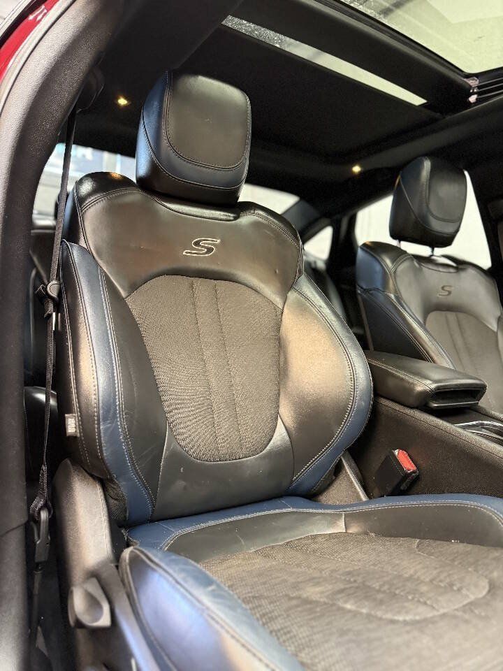 Used 2016 Chrysler 200 S w/ Comfort Group AWD/4WD image 7