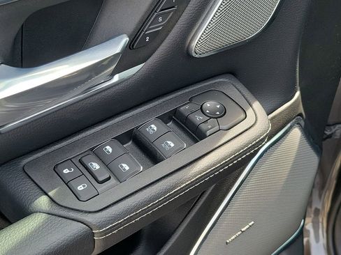 New 2026 RAM 1500 Laramie AWD/4WD image 24