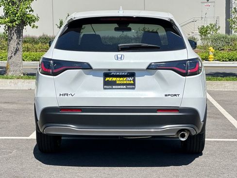 New 2026 Honda HR-V Sport image 5