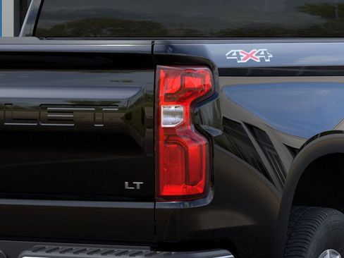 New 2026 Chevrolet Silverado 1500 LT image 11