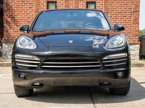 Used 2014 Porsche Cayenne AWD/4WD image 2
