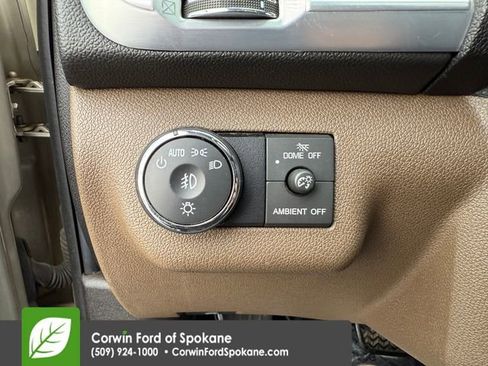 Used 2017 GMC Acadia Limited SLT image 31