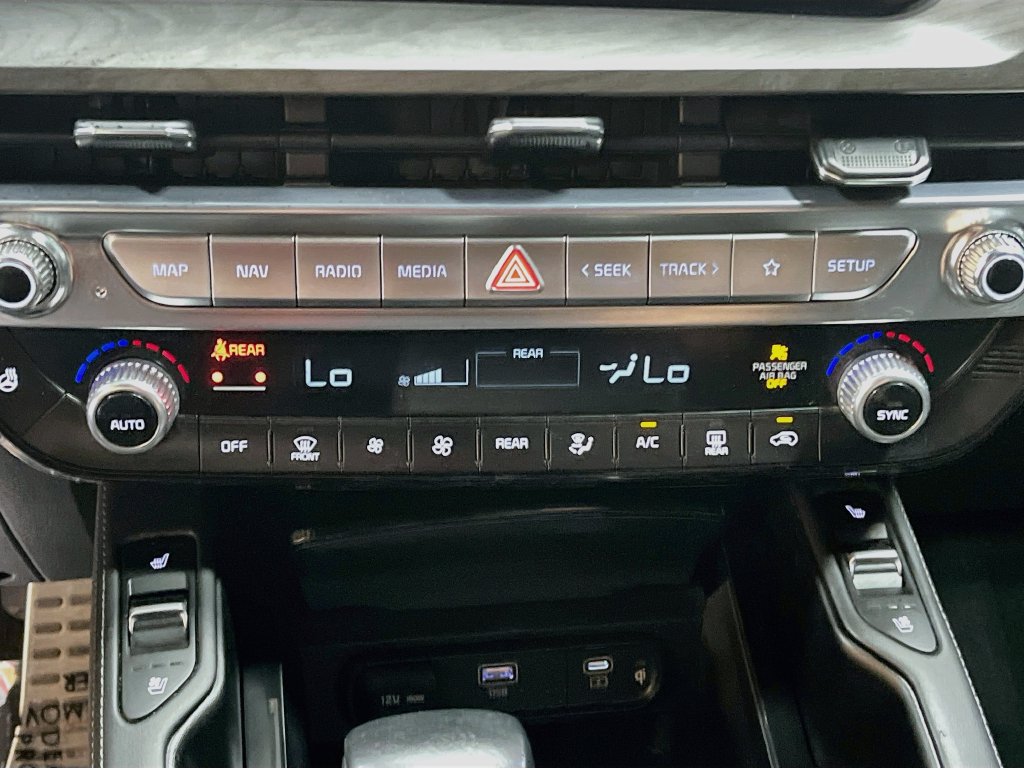 Used 2024 Kia Telluride SX Prestige X-Pro AWD/4WD image 16